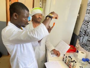 5-lecture-des-tubes-en-bacterio