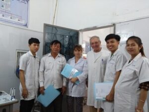 PHOTO-equipe-labo-351-Hop-de-Banteay-Meanchey-janv-2020