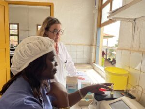 Isabelle en biochimie  copie